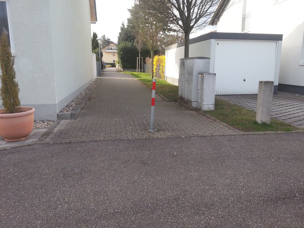 SperrPfosten.jpg